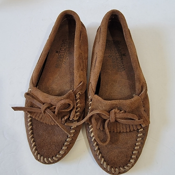 MINNETONKA Kilty Suede Mocassin Sz 7.5 Cognac Casual Comfy Everyday - Picture 2 of 10
